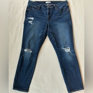 NWOT -LOFT Distressed Curvy Skinny Jeans - Size 12